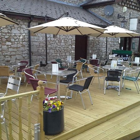 St Mary'S Hotel Golf & Country Club Pencoed Екстериор снимка