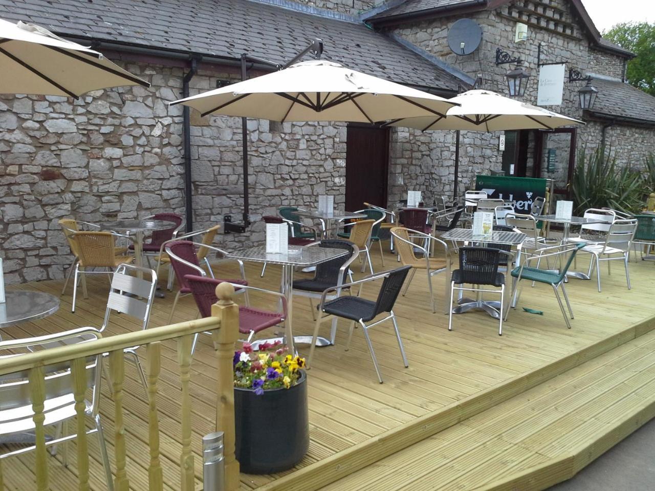 St Mary'S Hotel Golf & Country Club Pencoed Екстериор снимка